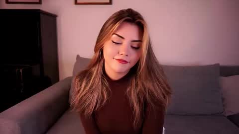 Mia online show from 12/03/25, 06:32