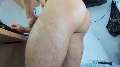 Snapshot of leonardo_sanguinnetti chatting on 03/29/26, 12:49 JOSEPH online show from 03/29/26, 12:49