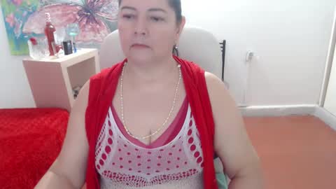 Snapshot of leonela_69 chatting on 09/12/25, 02:44 leonela online show from 09/12/25, 02:44