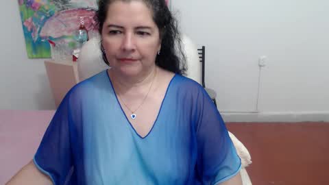 Snapshot of leonela_69 chatting on 10/18/25, 09:10 leonela online show from 10/18/25, 09:10