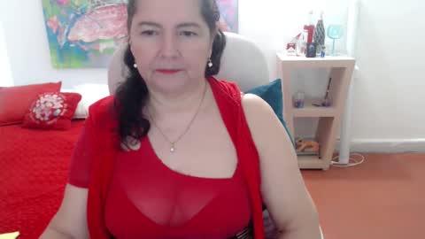 leonela   online show from 02/04/26, 01:44