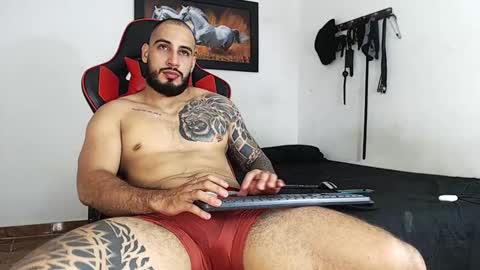 Snapshot of leonidas_k18 chatting on 12/07/24, 02:53 ANDRES online show from 12/07/24, 02:53