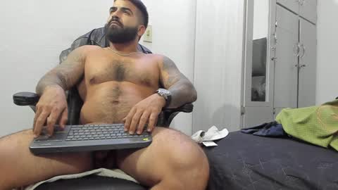 Leo online show from 01/04/25, 01:42