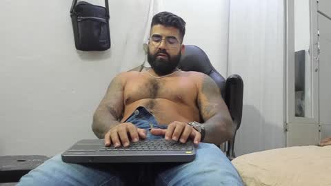 Leo online show from 01/13/25, 04:50