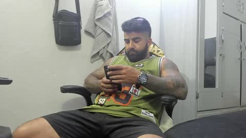 Leo online show from 02/04/25, 01:45