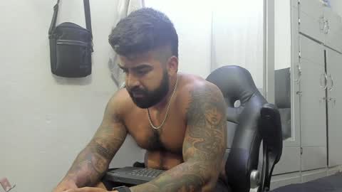 Leo online show from 02/04/25, 03:47