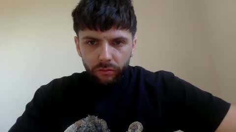 Snapshot of leonjmeab chatting on 04/14/26, 02:12 leonjmeab online show from 04/14/26, 02:12