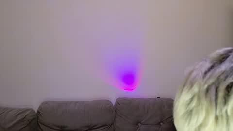 leonlure online show from 12/01/25, 03:00