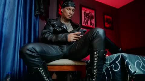 Snapshot of leonnardojaramillo chatting on 03/08/26, 02:21 Lenardo jaramillo online show from 03/08/26, 02:21