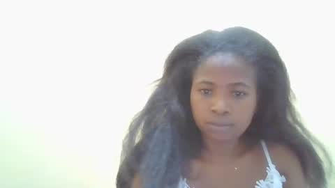 Snapshot of leonnetta chatting on 04/18/26, 05:00 leonnetta online show from 04/18/26, 05:00