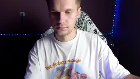 Leon online show from 01/04/25, 03:49