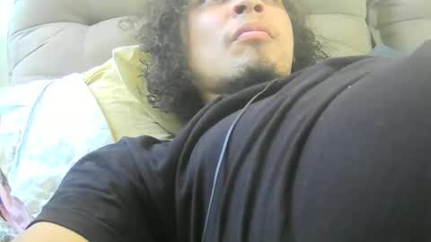 Snapshot of leonnxv chatting on 10/01/25, 02:23 leonnxv online show from 10/01/25, 02:23