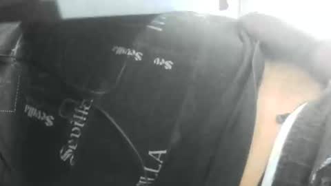 Snapshot of leonnxv chatting on 10/19/25, 12:28 leonnxv online show from 10/19/25, 12:28