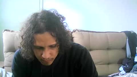 Snapshot of leonnxv chatting on 10/24/25, 12:12 leonnxv online show from 10/24/25, 12:12