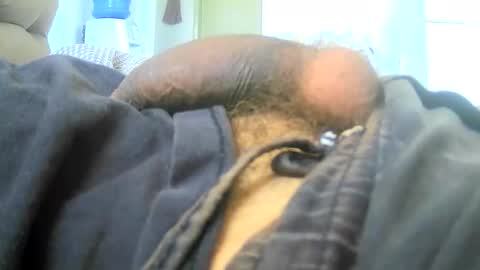 Snapshot of leonnxv chatting on 10/27/25, 04:22 leonnxv online show from 10/27/25, 04:22