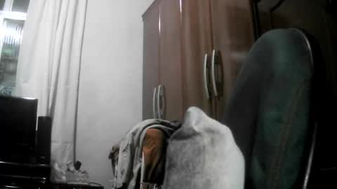 Snapshot of leonnxv chatting on 11/01/25, 09:39 leonnxv online show from 11/01/25, 09:39