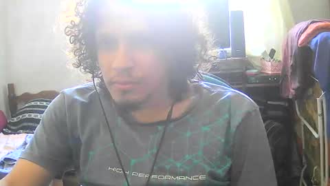 Snapshot of leonnxv chatting on 11/05/25, 12:27 leonnxv online show from 11/05/25, 12:27
