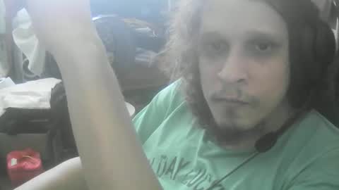 Snapshot of leonnxv chatting on 03/29/26, 01:00 leonnxv online show from 03/29/26, 01:00