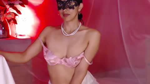 My name is Leonora  Pleasures to see you  Follow me here and instagram  online show from 10/26/25, 10:15