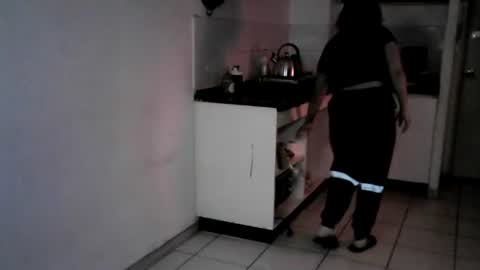Snapshot of leonorfox chatting on 07/12/26, 11:51 leonorfox online show from 07/12/26, 11:51