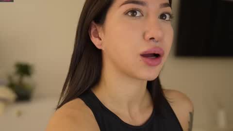 Leora online show from 02/23/25, 04:46