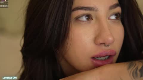 Leora online show from 03/08/25, 08:14