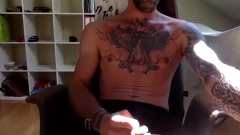 leorojas888 online show from 04/05/26, 09:17