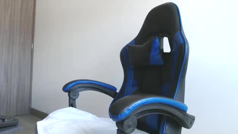 Snapshot of leostorm25 chatting on 09/21/25, 07:48 leostorm25 online show from 09/21/25, 07:48