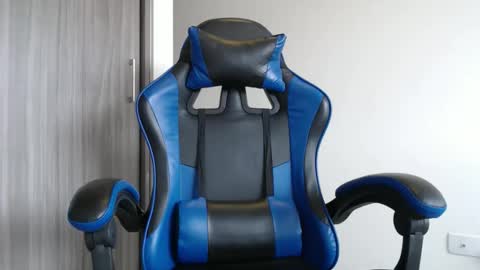 Snapshot of leostorm25 chatting on 10/28/25, 09:39 leostorm25 online show from 10/28/25, 09:39