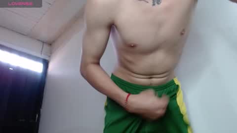Snapshot of leostormy chatting on 03/08/25, 09:18 leostormy online show from 03/08/25, 09:18