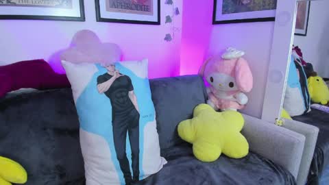 Snapshot of lepetitmortx chatting on 03/30/26, 01:28 Kat online show from 03/30/26, 01:28