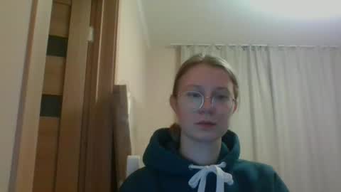 Snapshot of lera_foxx chatting on 12/10/24, 09:11 lera_foxx online show from 12/10/24, 09:11