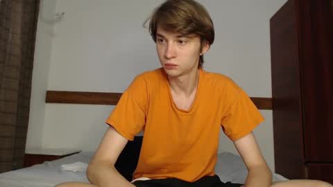 Snapshot of leraimcute chatting on 12/08/24, 10:03 Daniel online show from 12/08/24, 10:03