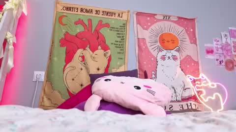 Valerie online show from 04/13/26, 01:00