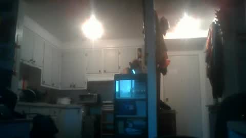 Snapshot of lesage9049 chatting on 08/09/26, 01:27 lesage9049 online show from 08/09/26, 01:27