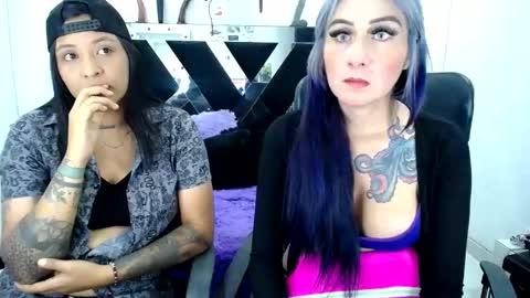 Victoria and Juliana online show from 12/17/24, 12:45