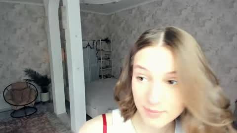 Snapshot of lesigrace chatting on 04/27/26, 08:45 Sanem online show from 04/27/26, 08:45