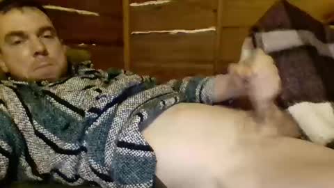 Snapshot of leskator9 chatting on 10/10/25, 10:03 leskator9 online show from 10/10/25, 10:03