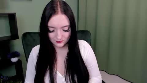 Lesley online show from 10/06/25, 05:16