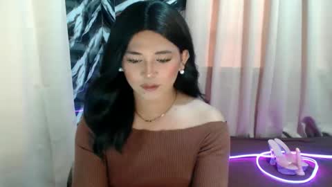 Snapshot of lesleyanderson chatting on 04/12/26, 12:04 Pat online show from 04/12/26, 12:04