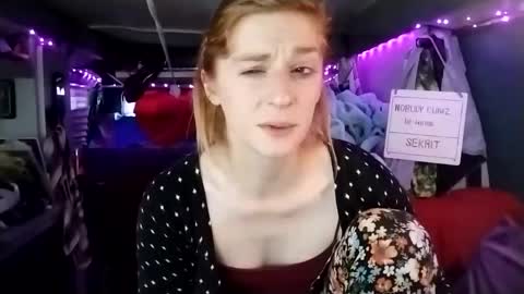 LesleyGumGrass- The Boring Trans girl online show from 02/20/25, 06:24