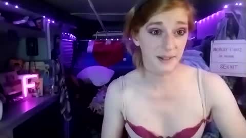 LesleyGumGrass- The Boring Trans girl online show from 02/26/25, 07:53