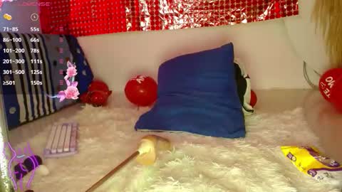 Leslie online show from 02/14/26, 01:30