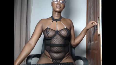 Snapshot of leslie_bebby2 chatting on 03/15/26, 12:49 leslie online show from 03/15/26, 12:49