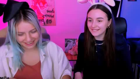 Snapshot of leslie_bird chatting on 10/09/25, 05:38 leslie_bird online show from 10/09/25, 05:38