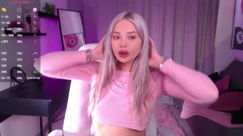 Snapshot of leslie_caronn chatting on 03/16/26, 08:40 Stacey online show from 03/16/26, 08:40