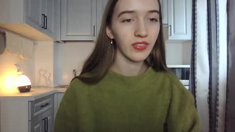  LESLIE   online show from 09/28/25, 11:04