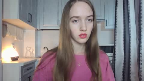  LESLIE   online show from 10/05/25, 01:20