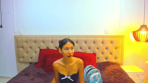 Snapshot of leslieanddrako chatting on 01/16/26, 10:47 L E S L E Y AND D R A K O online show from 01/16/26, 10:47