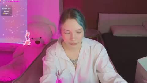 Snapshot of leslieball chatting on 07/26/26, 01:14 Lesya online show from 07/26/26, 01:14
